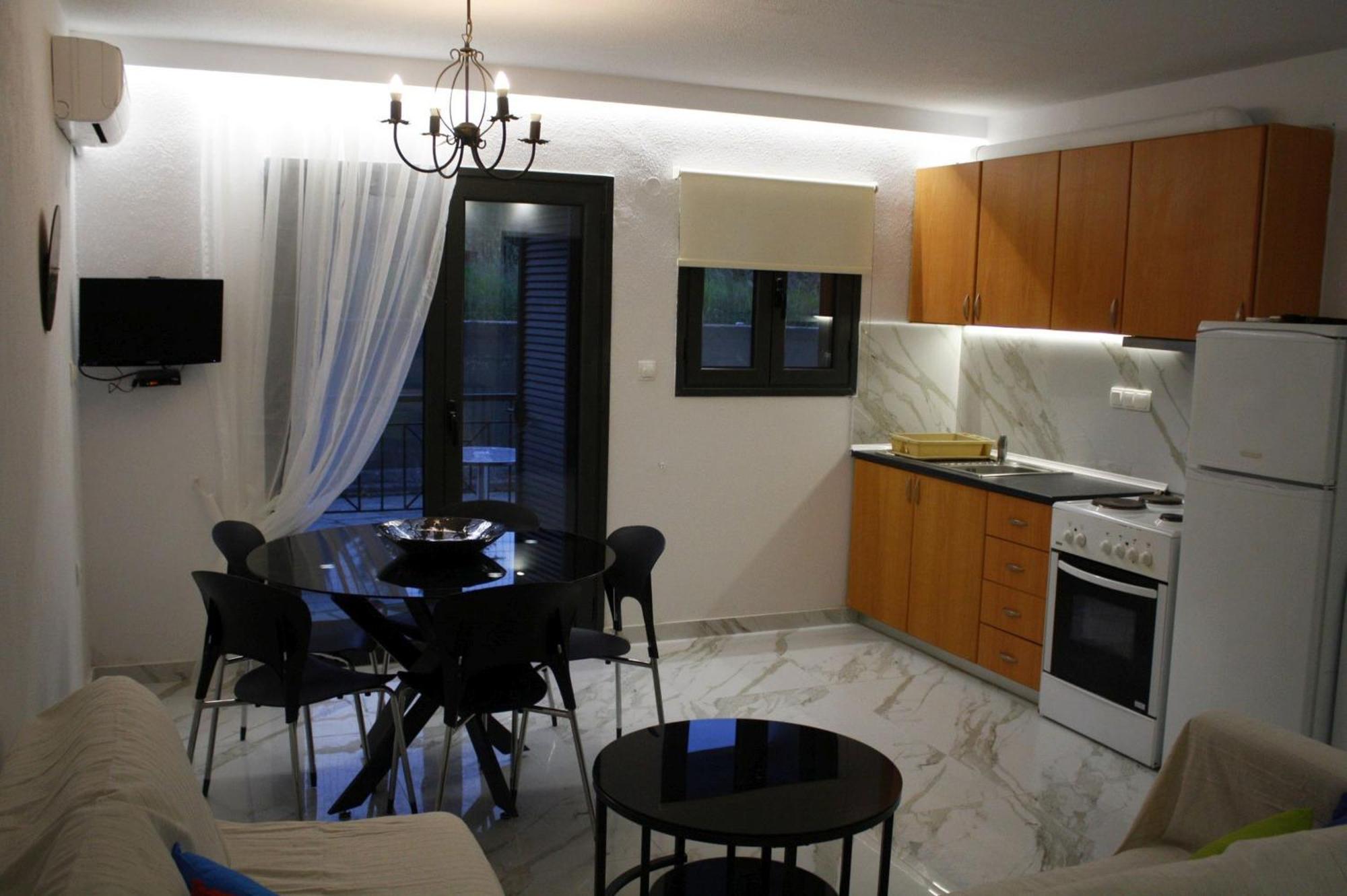 Salonikiou Beach Apartments & Villas Áyios Nikólaos Ngoại thất bức ảnh