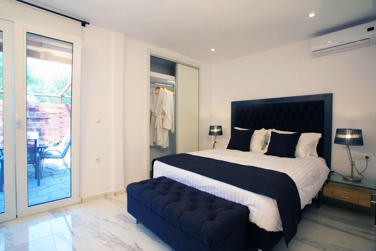 Salonikiou Beach Apartments & Villas Áyios Nikólaos Ngoại thất bức ảnh